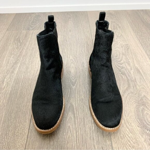 1. State Women’s Chelsea Boots Pony Hair Black Pull on Round toe Booties Size 6 - Picture 6 of 16